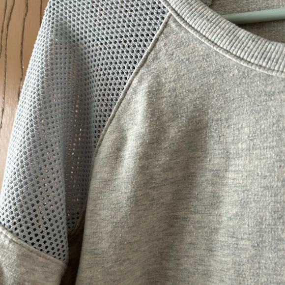 AthletaTop - Picture 5 of 5